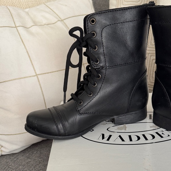 Steve Madden Black Lace-Up Combat Boots - Picture 6 of 11